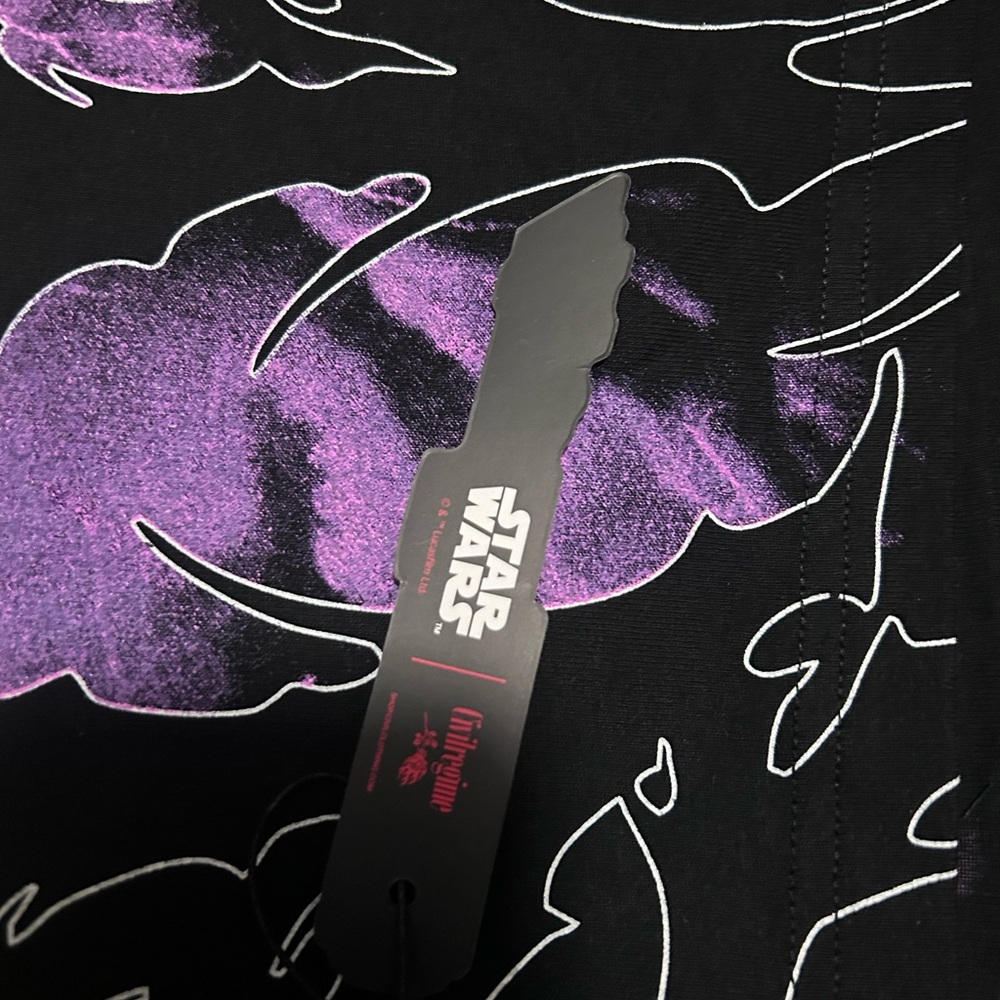 Civil regime Star Wars Black Short Sleeve Graphic Tee with Purple Accents - Picture 8 of 8